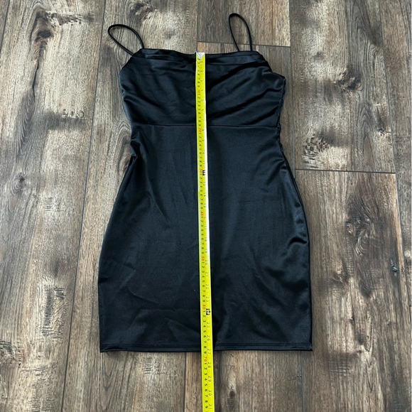 Windsor Junior Women’s Black Satin Mini Dress Draped Sweetheart Cocktail Size L - Picture 10 of 13